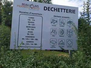 devis débarras Lacenas - Déchèterie du Val d'Oingt (Communauté de Communes Beaujolais Pierres Dorées)