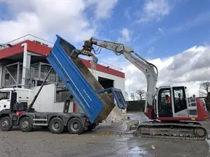 devis débarras Couilly-Pont-aux-Dames - Bennes Services