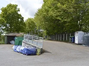 devis débarras Usson-du-Poitou - Déchèterie de Availles-Limouzine - SIMER