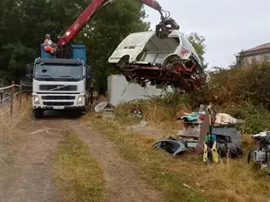 devis débarras Chasseneuil-du-Poitou - Mr Beau recyclage ferrailleur enlèvement épave vide maisons cave greniers tous locaux 86.